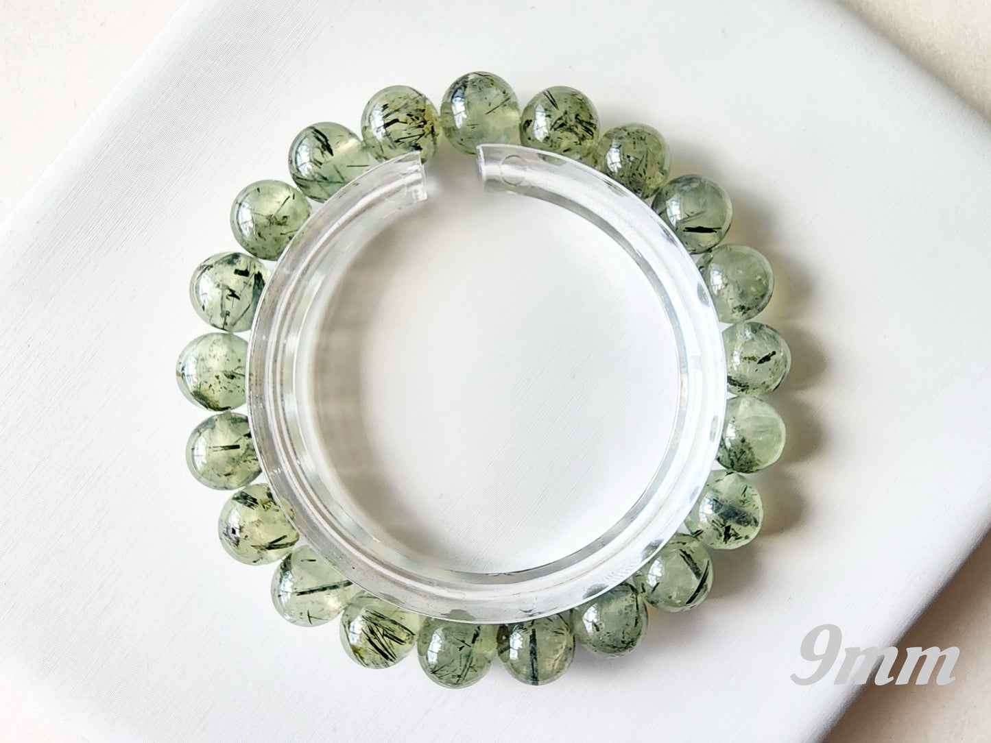 [Bracelet] Natural Prehnite with Black Rutiles Bracelet