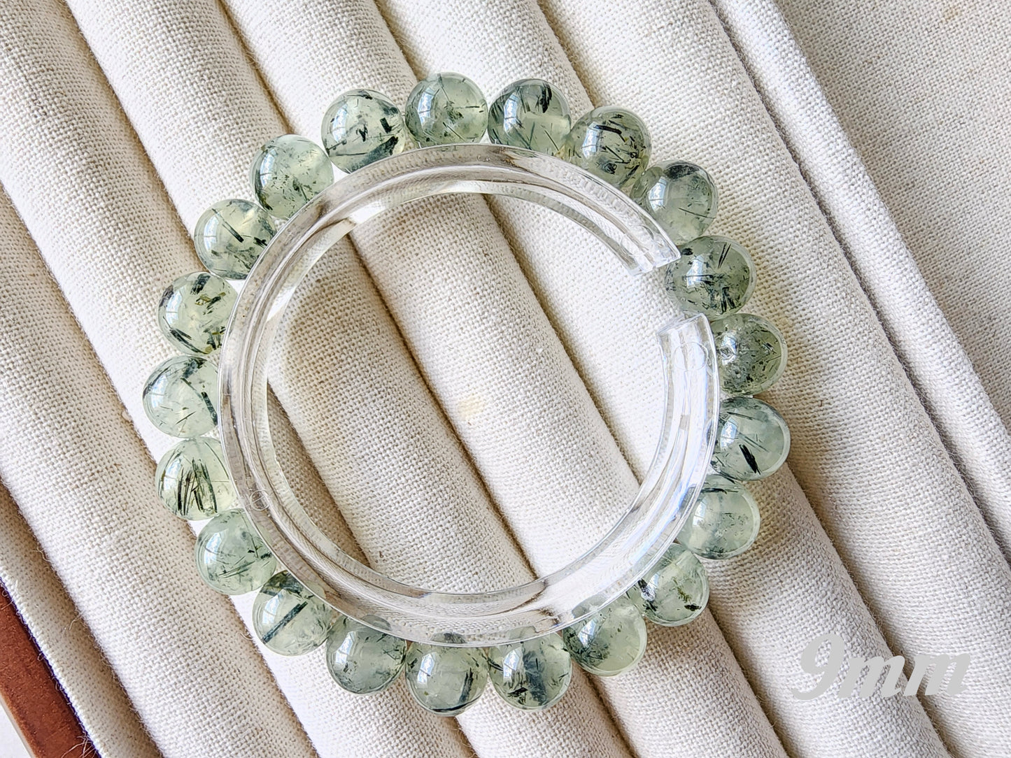 [Bracelet] Natural Prehnite with Black Rutiles Bracelet