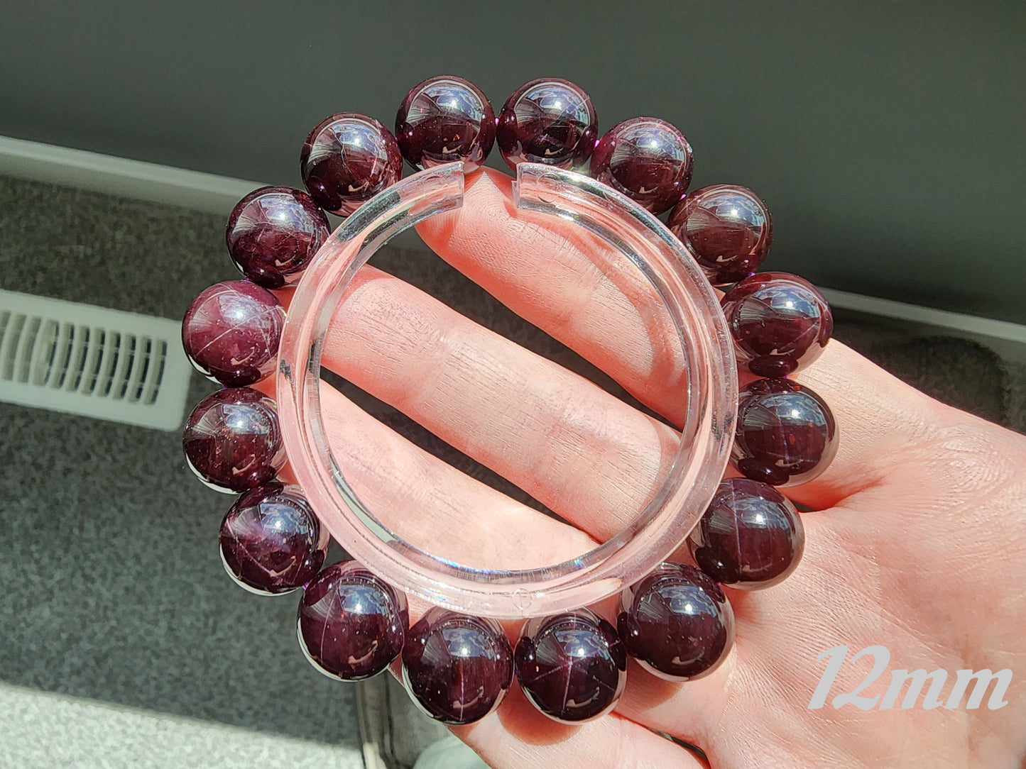 [Bracelet] Stunning Deep Purple Star Garnet 星光石榴石 Bracelet