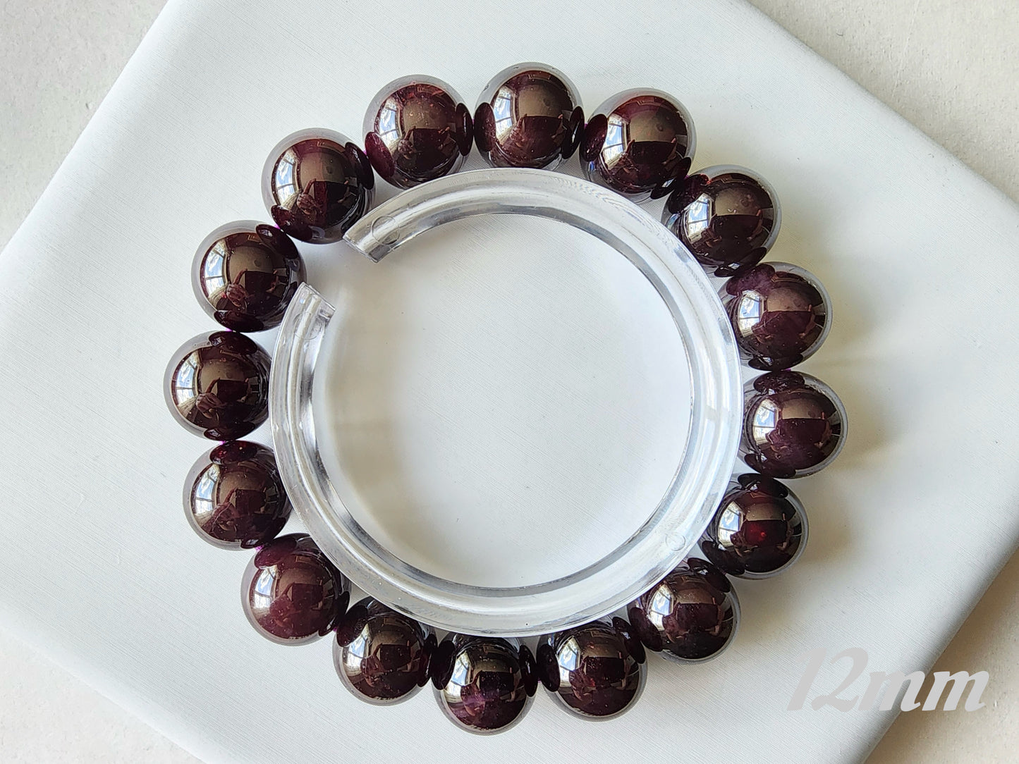 [Bracelet] Stunning Deep Purple Star Garnet 星光石榴石 Bracelet