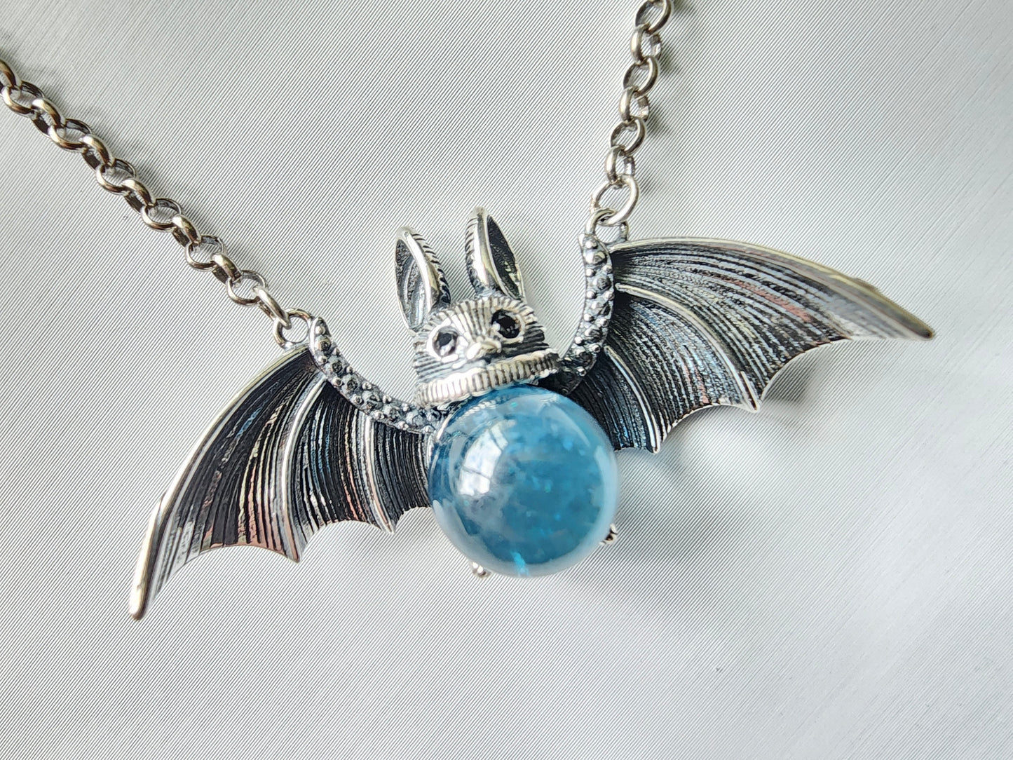 [Necklace] Sterling Silver Owl Necklace with Aquamarine Gemstone