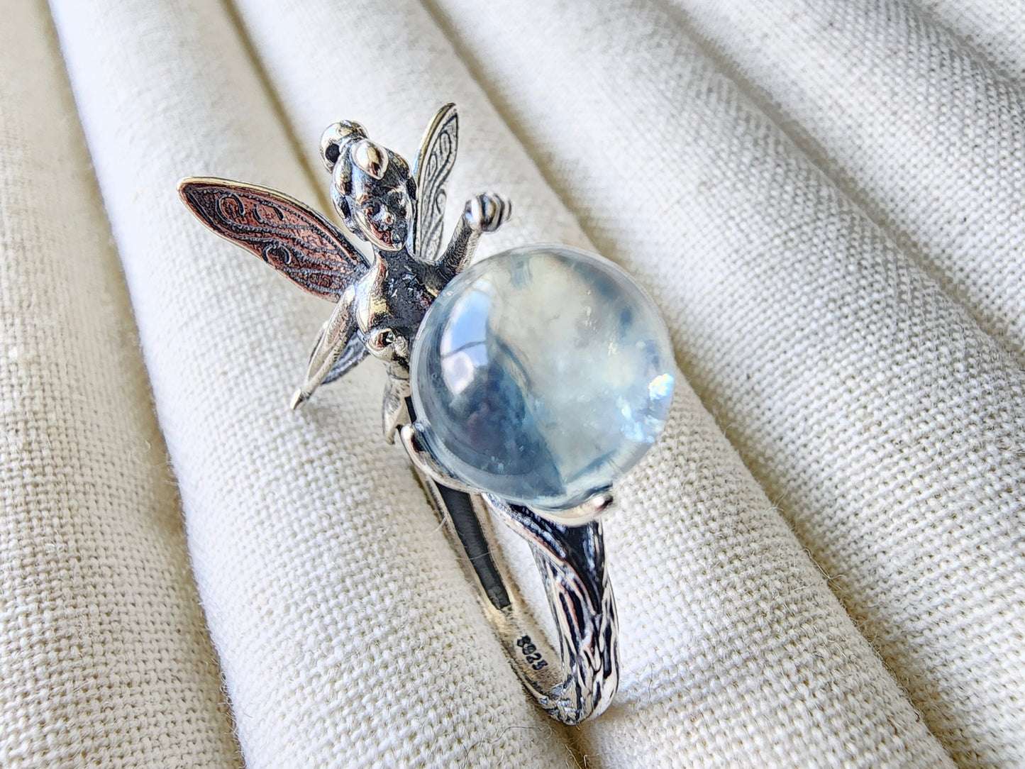 [Ring] Fairy-Themed Aquamarine Ring in Sterling Silver