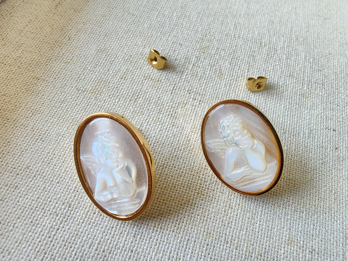 [Earrings] Angel Engraved Mother of Pearl Stud Earrings in Gold Plated Brass