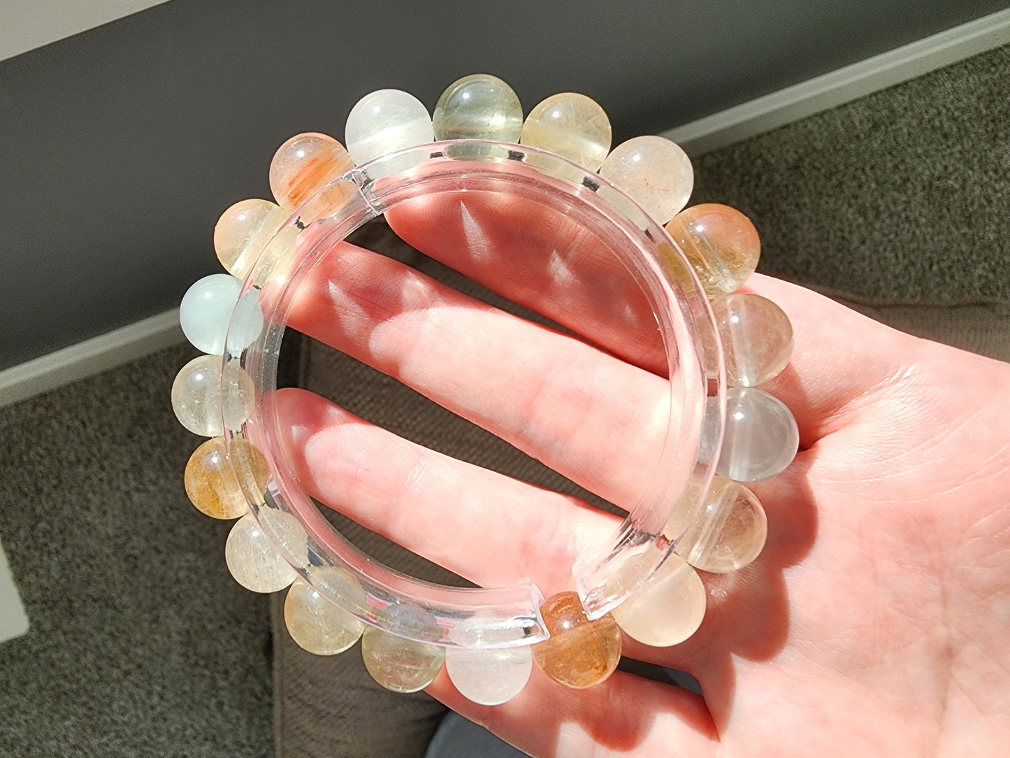 [Bracelet] 11mm Rainbow Rabbit Hair Quartz Bracelet