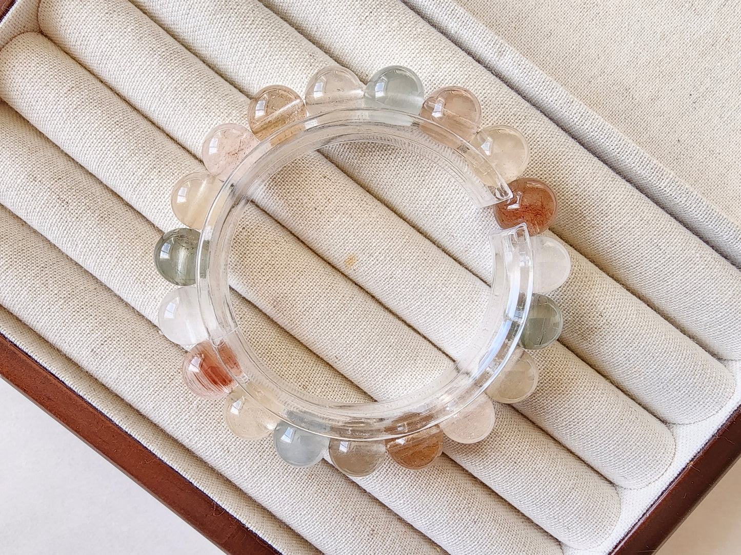 [Bracelet] 11mm Rainbow Rabbit Hair Quartz Bracelet