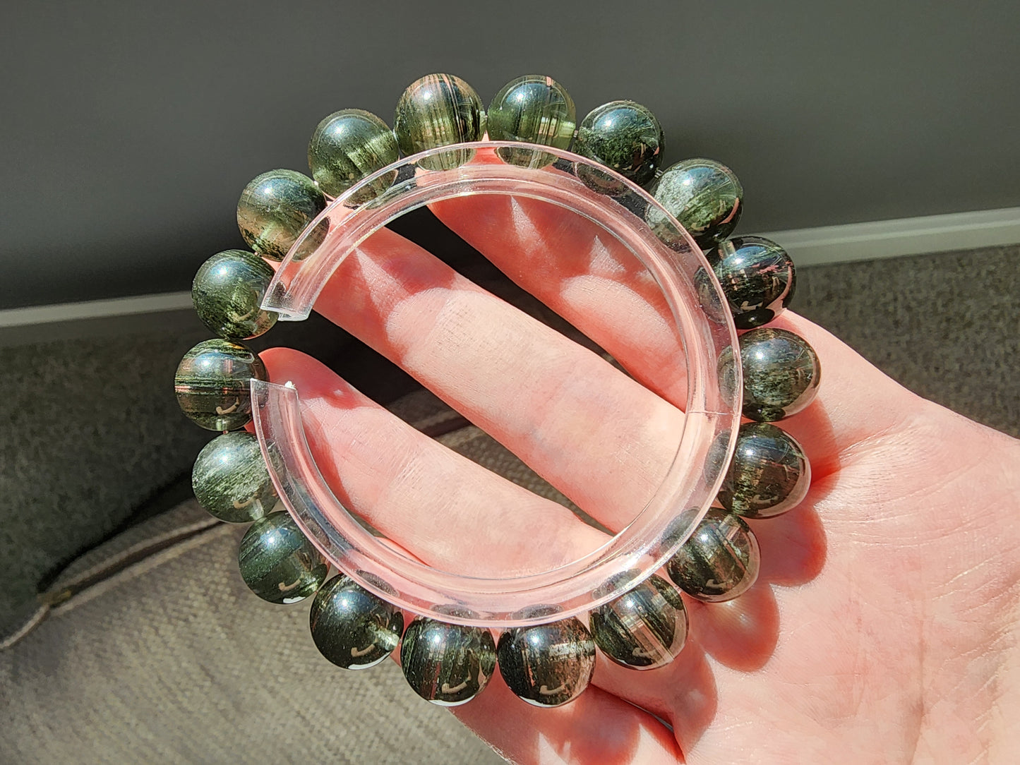 [Bracelet] 11mm Zambian Green Phantom Quartz Bracelet