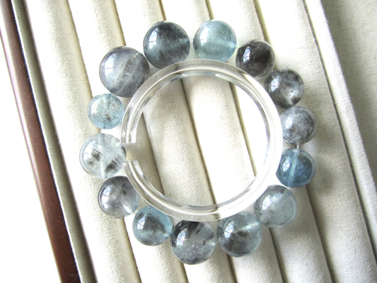 [Bracelet] Black Flash Aquamarine Gemstone Bracelet - 17mm to 12.1mm Beads