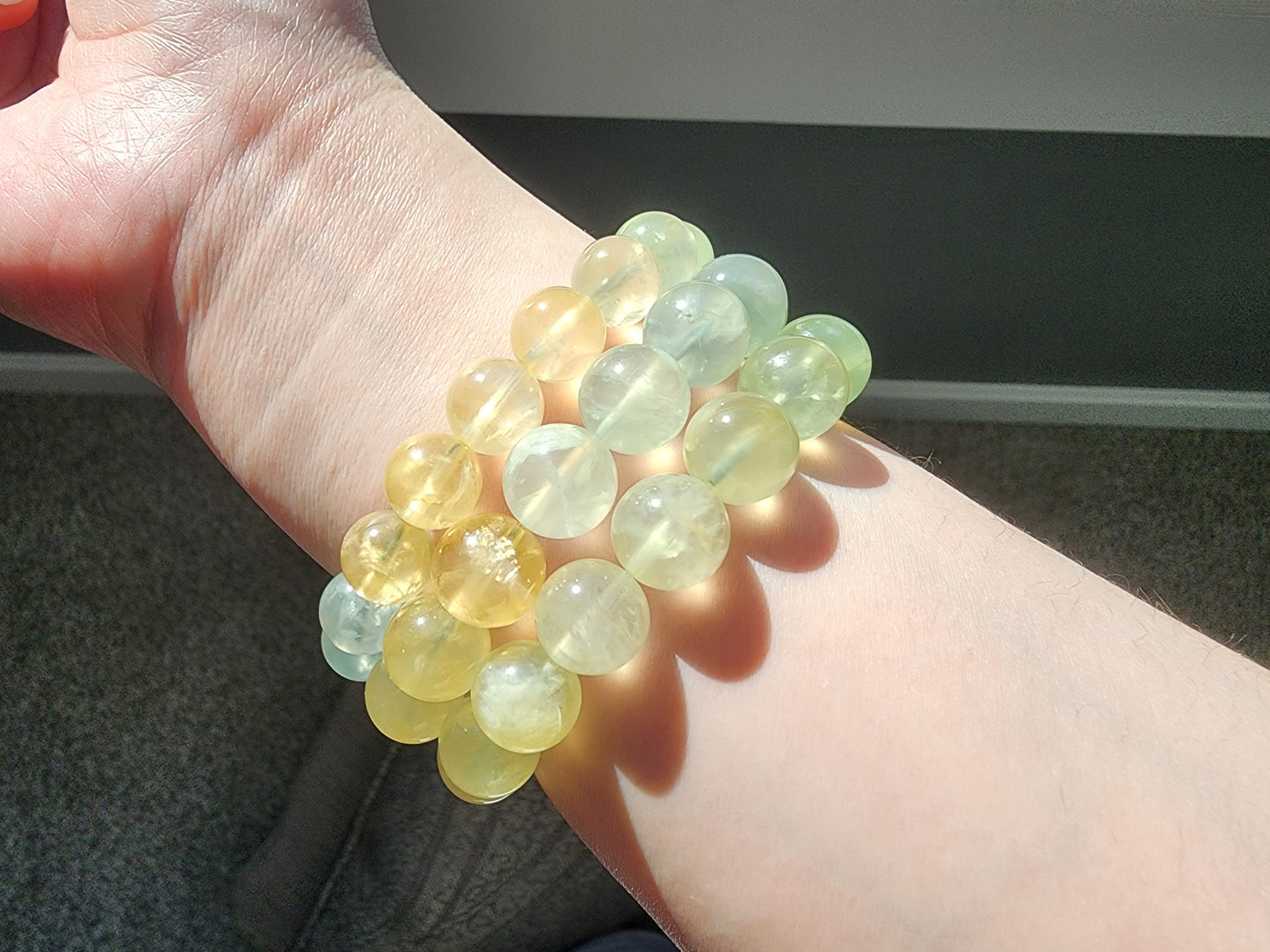 [Bracelet] Green to Yellow Gradient Prehnite Bracelet