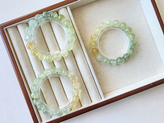 [Bracelet] Green to Yellow Gradient Prehnite Bracelet