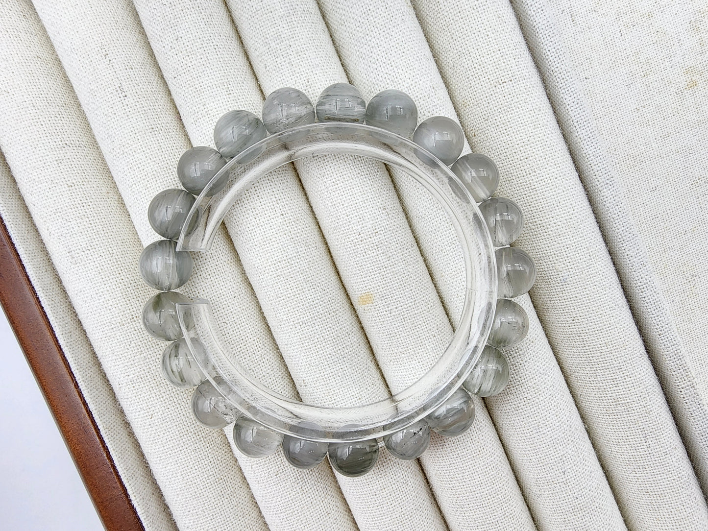 [Bracelet] 9mm Gray Rabbit Hair Quartz Bracelet