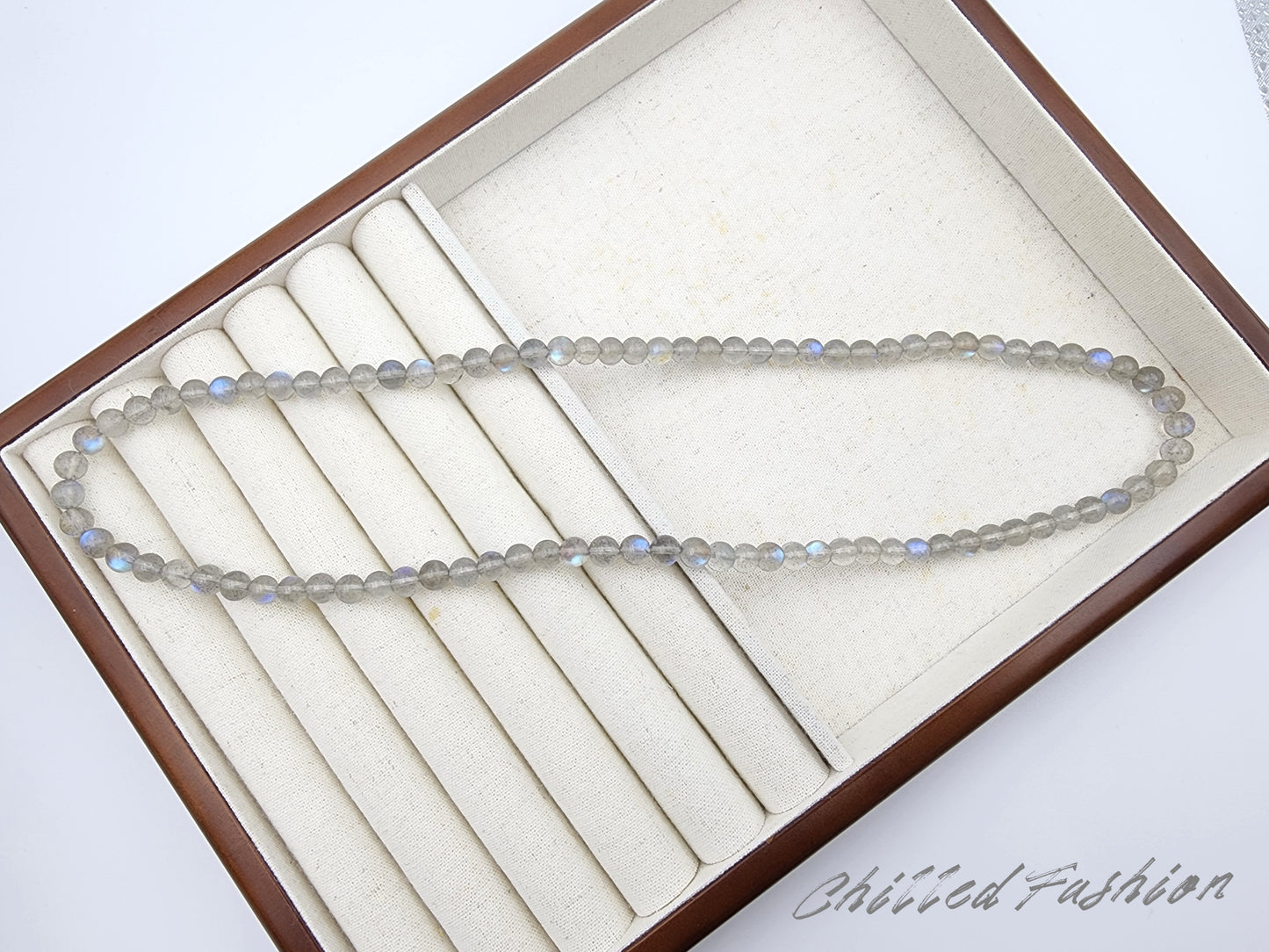 [Bracelet] 6mm Labradorite Bracelet with Blue Flash – 3-Layer Natural Gemstone Bracelets