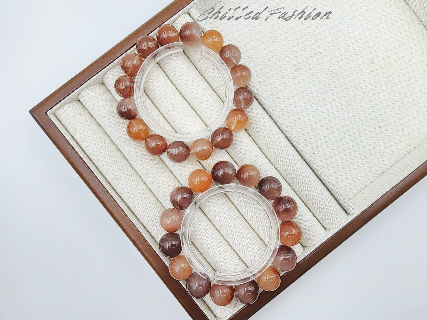 [Bracelet] Elegant Rabbit Hair Quartz 兔毛 Bracelet - A Touch of Nature’s Beauty