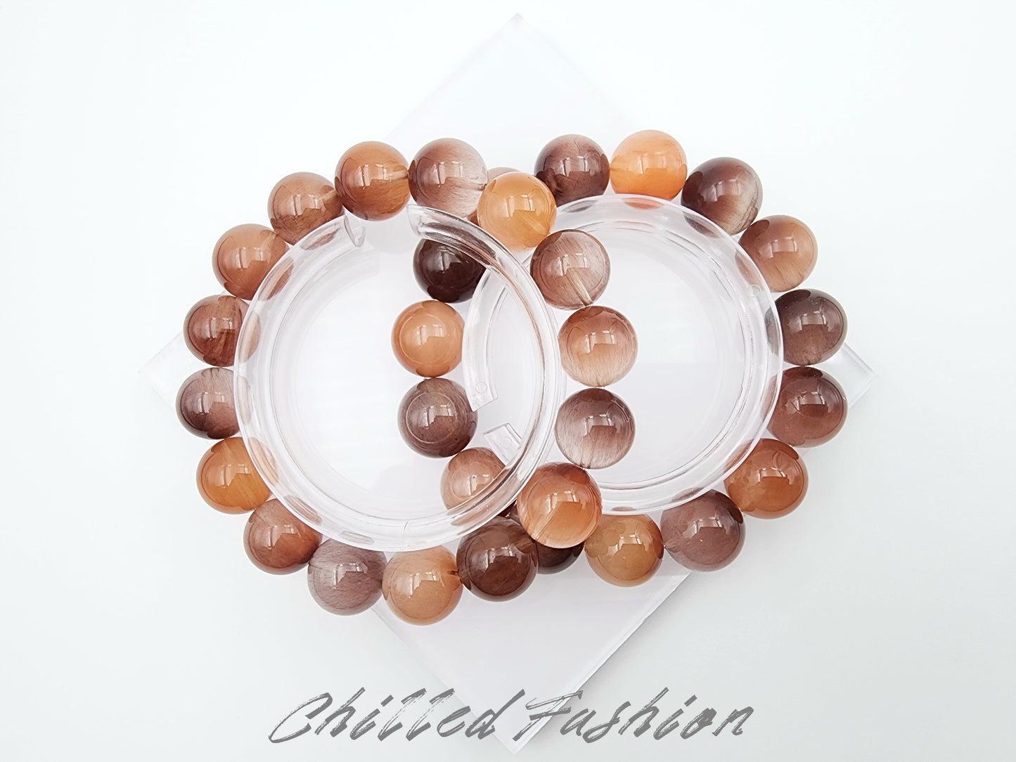 [Bracelet] Elegant Rabbit Hair Quartz 兔毛 Bracelet - A Touch of Nature’s Beauty