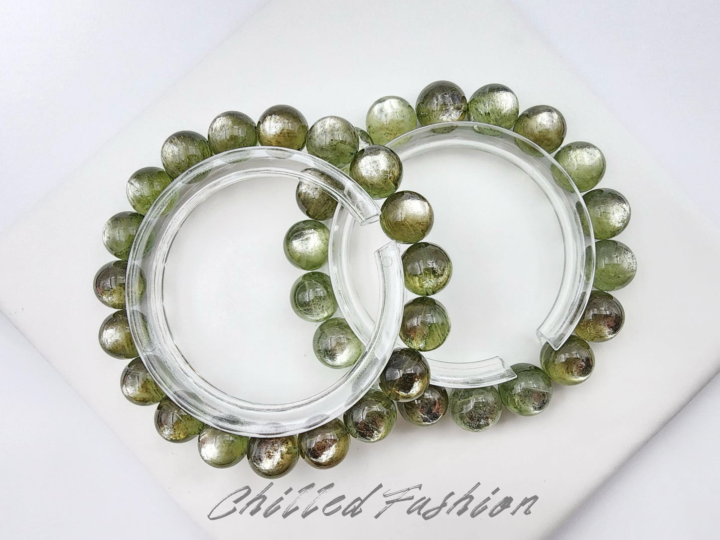 [Bracelet] Elegant Harmony: Handcrafted Green Lithium Mica 绿锂云母 Bead Bracelet