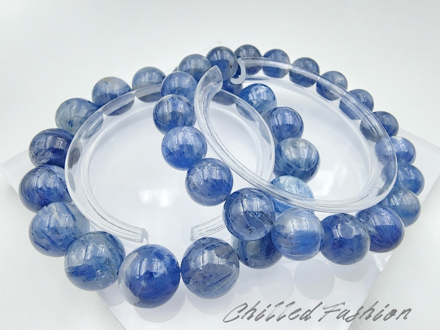 [Bracelet] Natural Kyanite Gemstone Bracelet: Tranquility & Self-Expression
