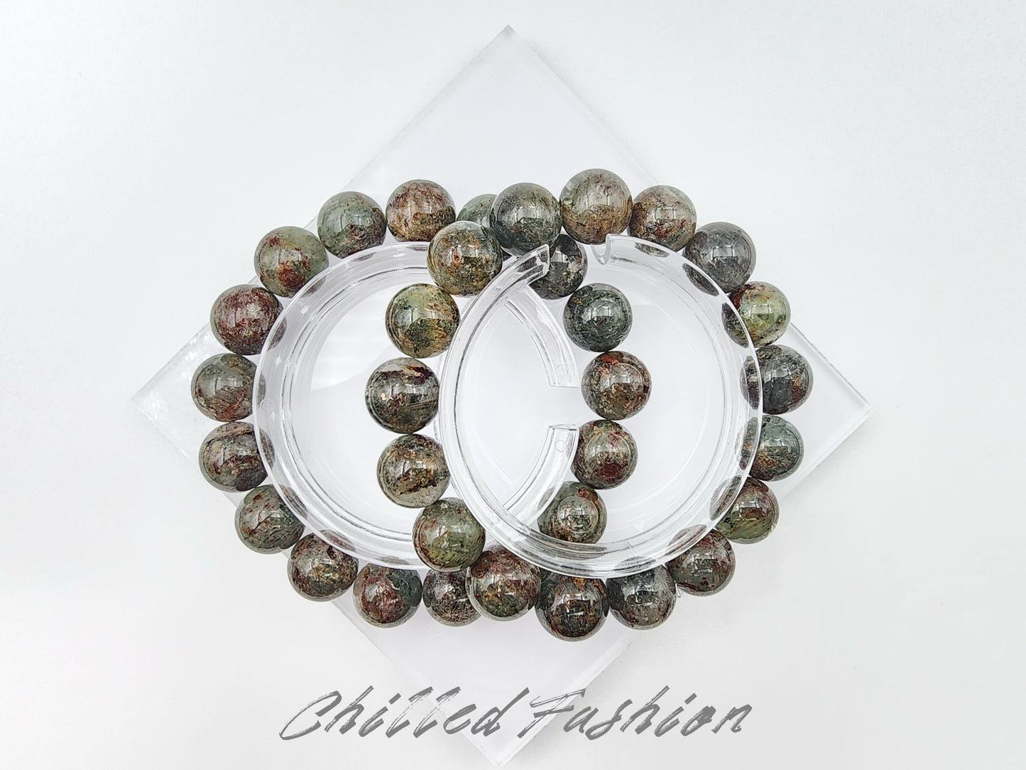 [Bracelet] 12mm Forest Ember Phantom Quartz Bracelet