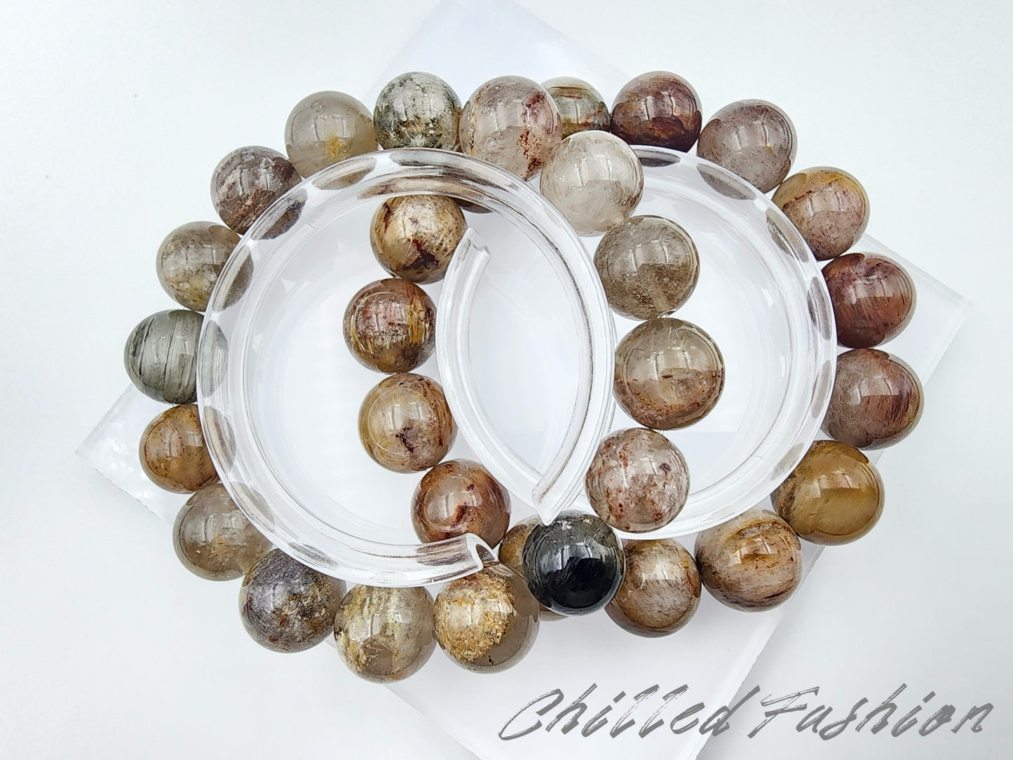 [Bracelet] Natural Phantom Quartz with Rutile – Grounding Crystal Beaded Bracelet