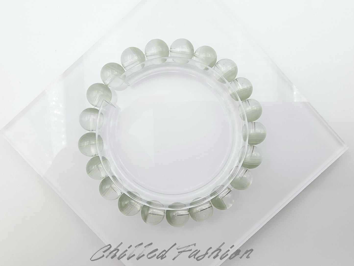 [Bracelet] 9mm Misty Sage Green Phantom Quartz Bracelet