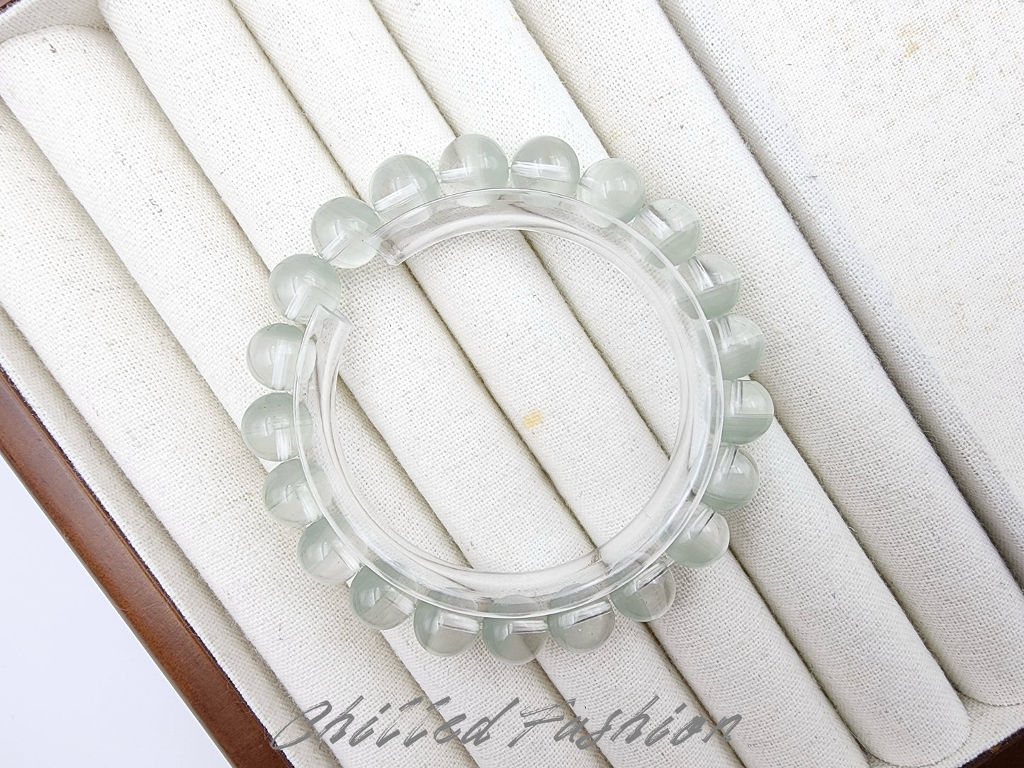 [Bracelet] 9mm Misty Sage Green Phantom Quartz Bracelet