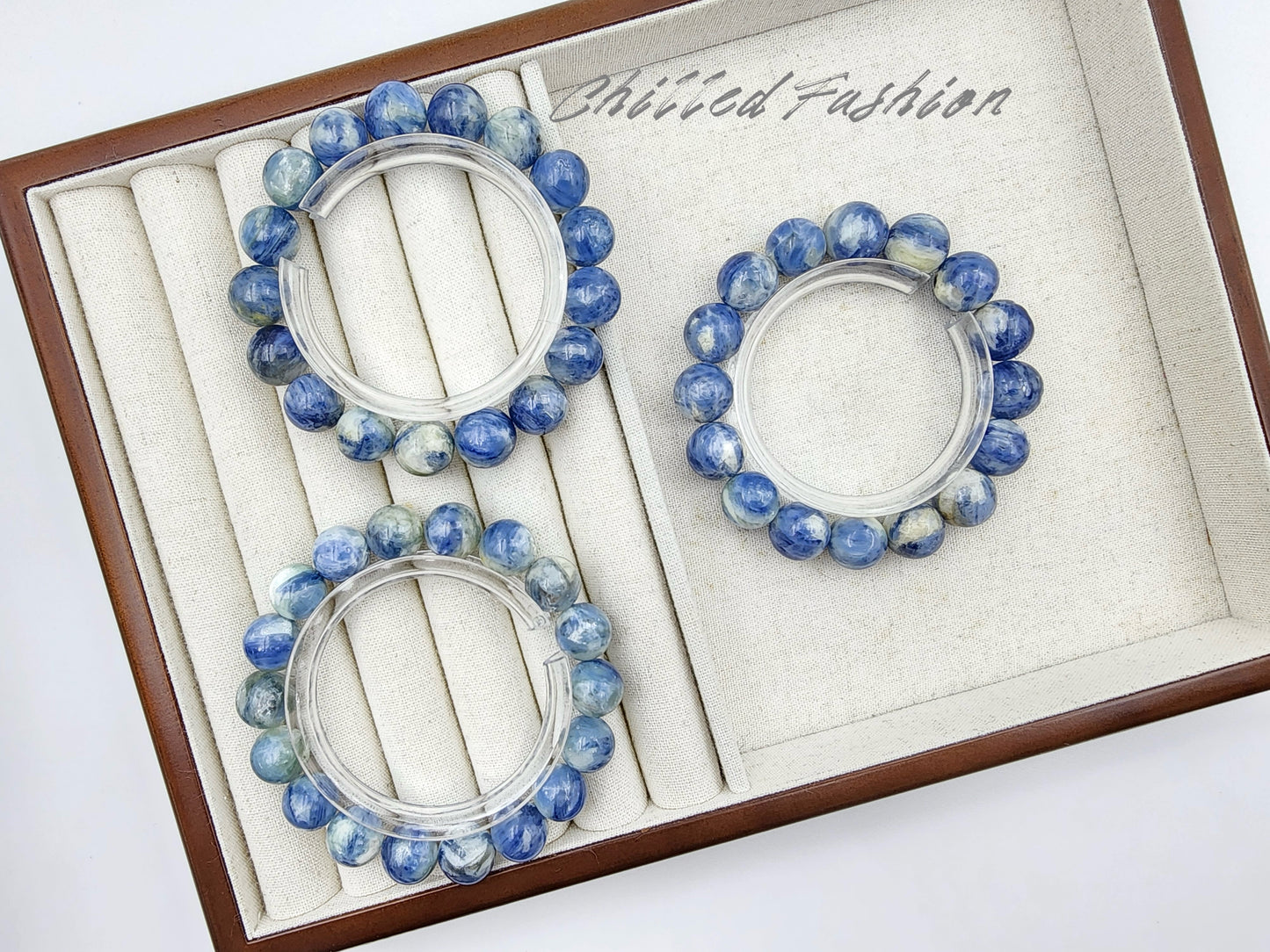 [Bracelet] Elegant Kyanite Beaded Bracelet: A Touch of Nature’s Blue