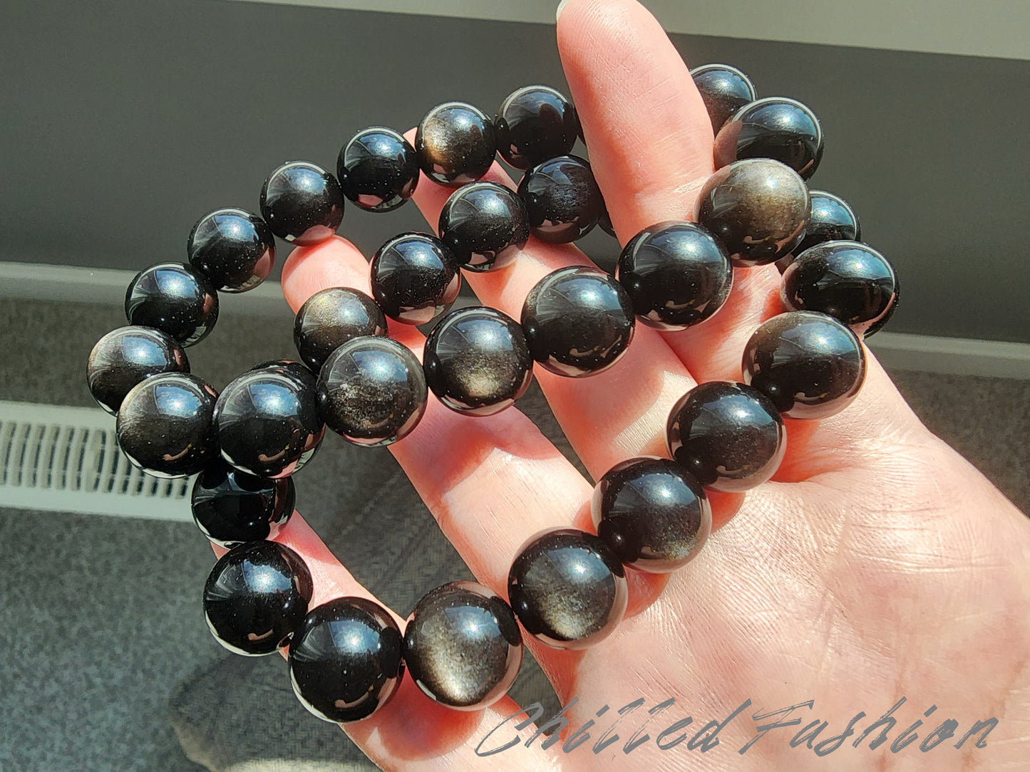 [Bracelet] Unleash Your Inner Strength: 12mm Silver Obsidian 银耀石 Bracelet