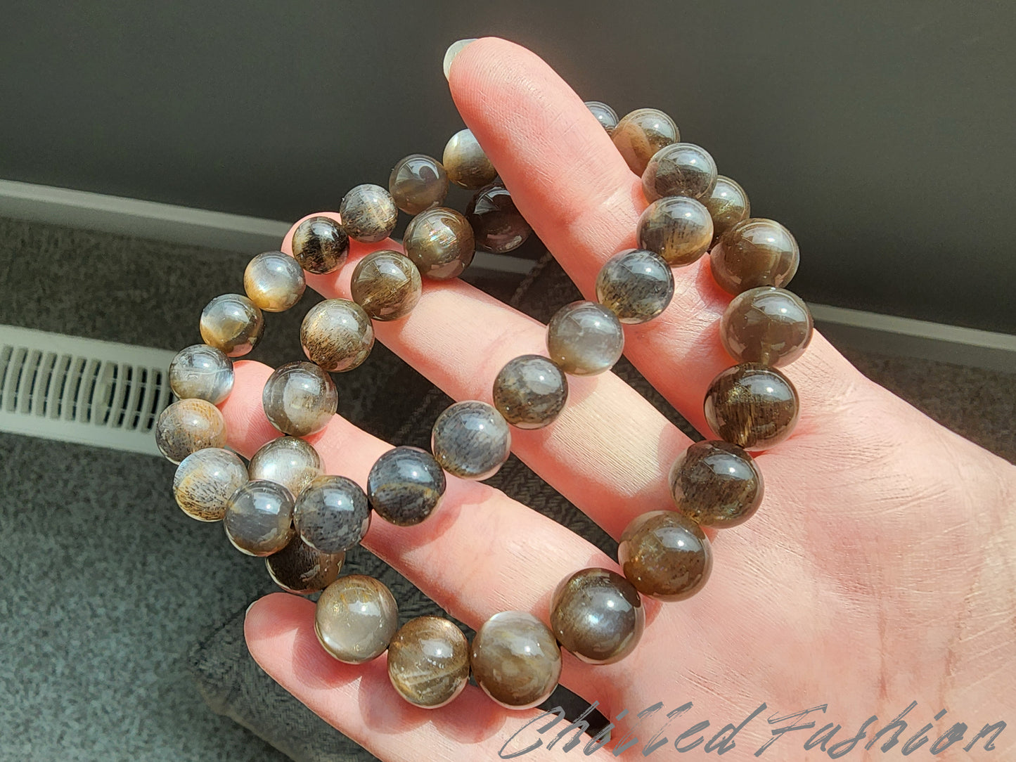 [Bracelet] Black Gold Skeleton Sunstone Bracelet