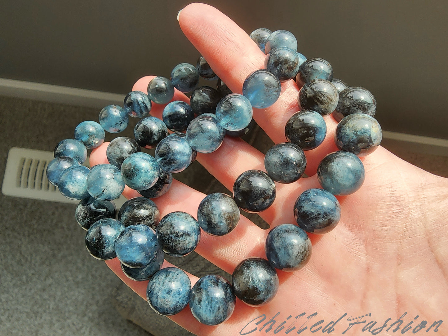 [Bracelet] Black-Blue Flash Aquamarine Bracelet