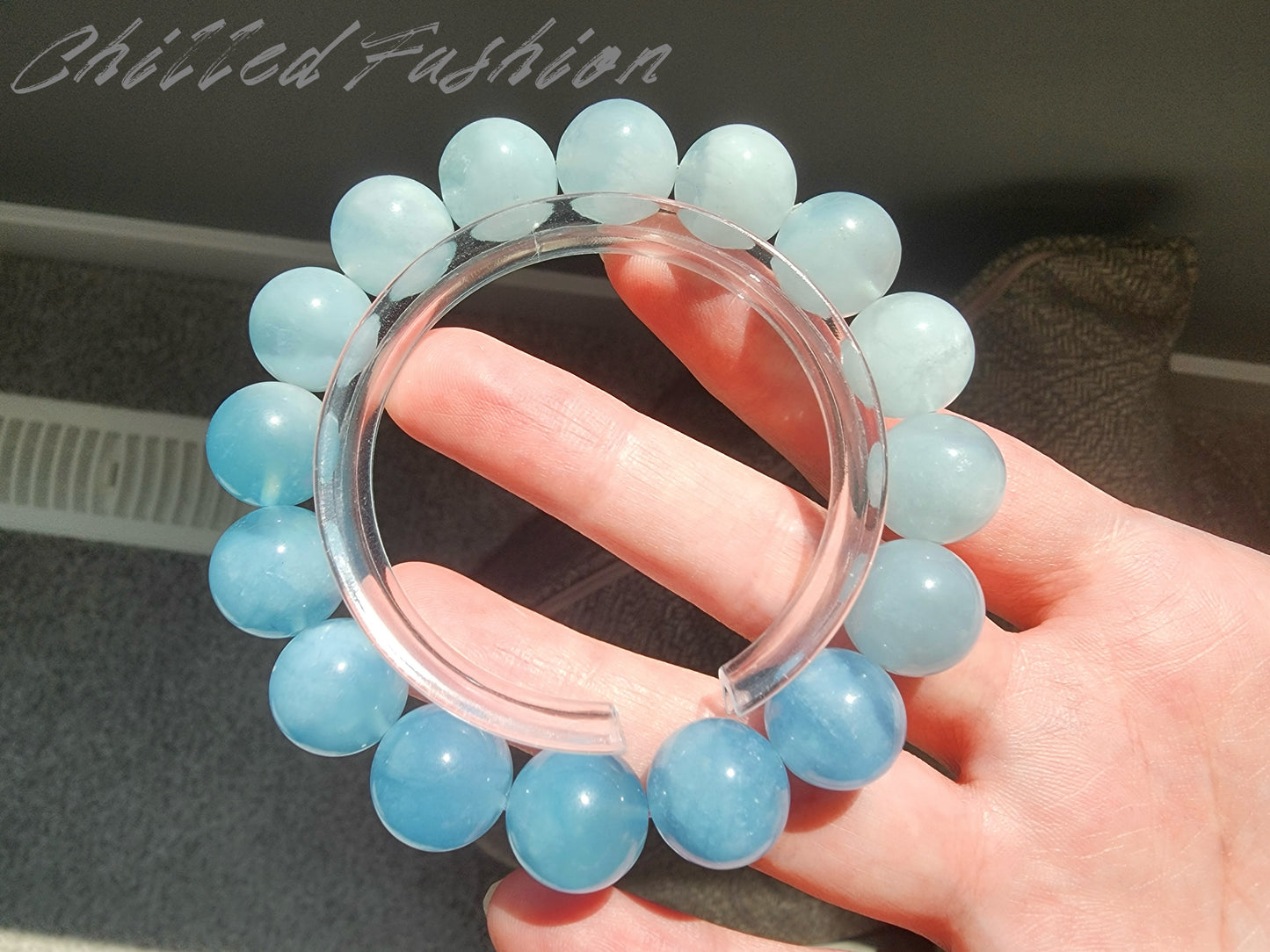 [Bracelet] 13mm Gradient Aquamarine Bracelet
