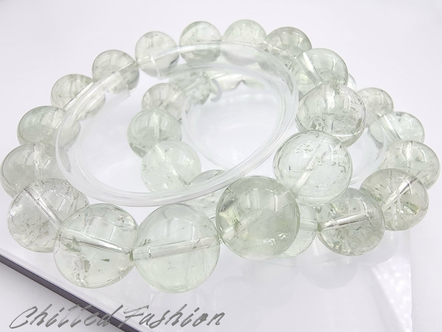 [Bracelet] Elegant 14mm Green Quartz Bracelet - Spiritual Power and Earth Connection