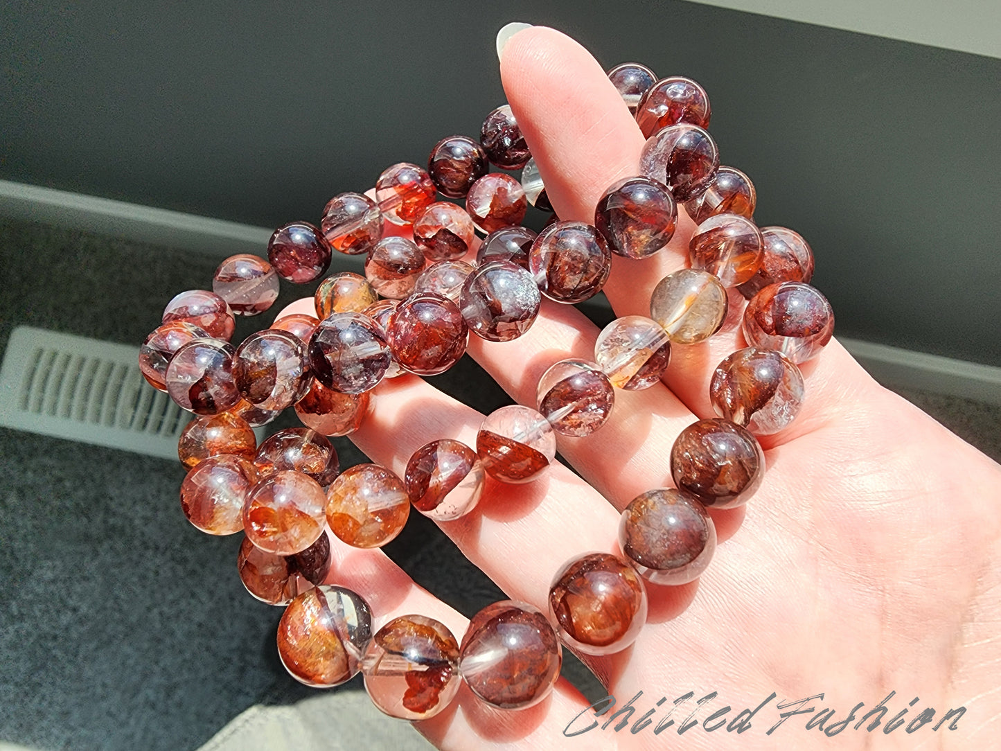 [Bracelet] Oxblood Red Hematoid Quartz 牛血红胶花 Beaded Bracelet