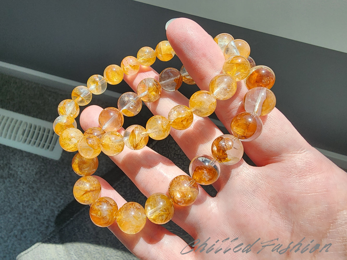 [Bracelet] Golden Healer Hematoid Quartz 蜜蜡胶花 Bracelet