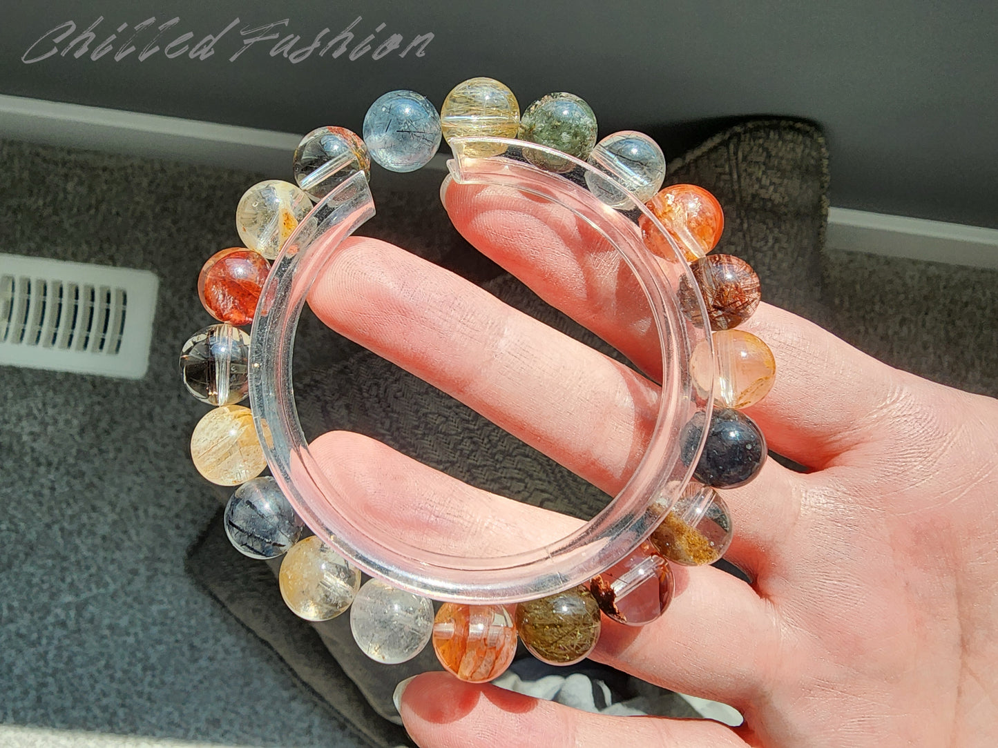 [Bracelet] Natural 10mm Quartz Bracelet with Rutilated, Phantom, and Hematoid Quartz