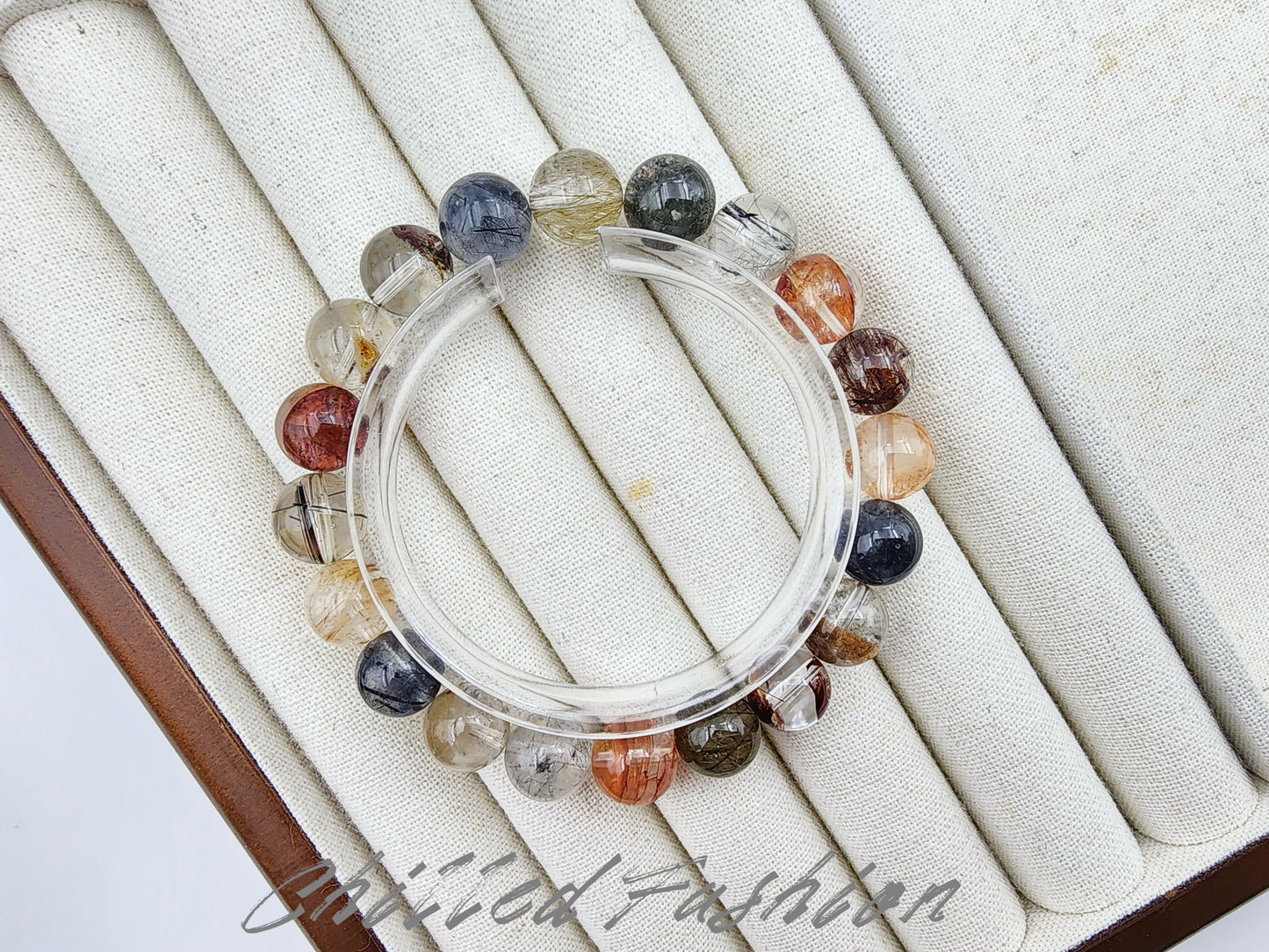 [Bracelet] Natural 10mm Quartz Bracelet with Rutilated, Phantom, and Hematoid Quartz