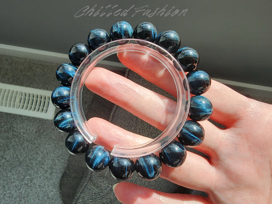 [Bracelet] Calming Blue Tiger's Eye Bracelet: 12mm Round Beads for Strength & Clarity