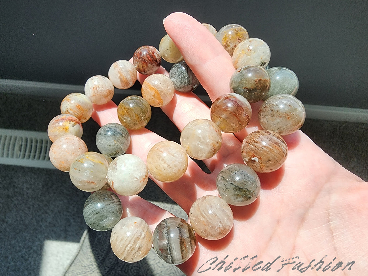 [Bracelet] Colorful Phantom Quartz Bracelet