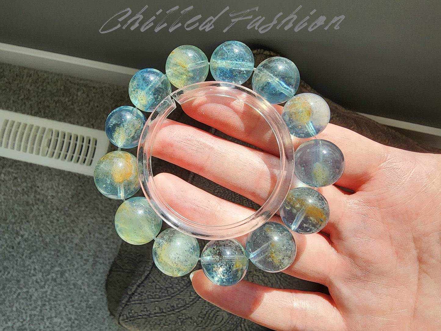 [Bracelet] Dreamy Island Aquamarine Bracelet - 13.8mm to 17mm Beads