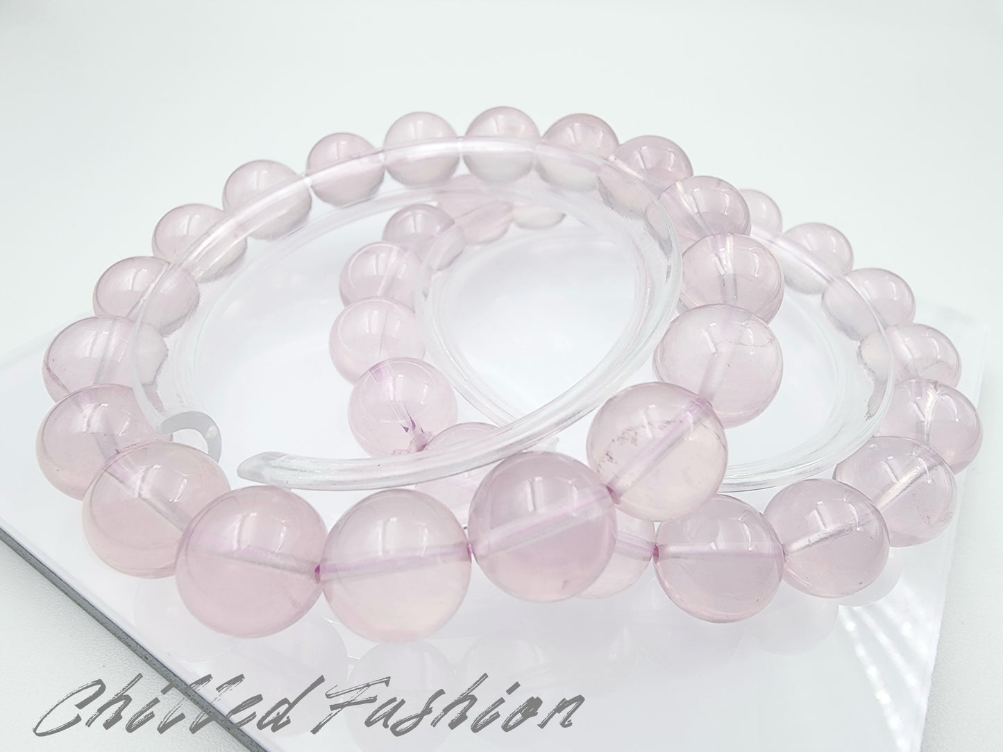[Bracelet] 11mm Purple-Toned Mozambique Rose Quartz Bracelet