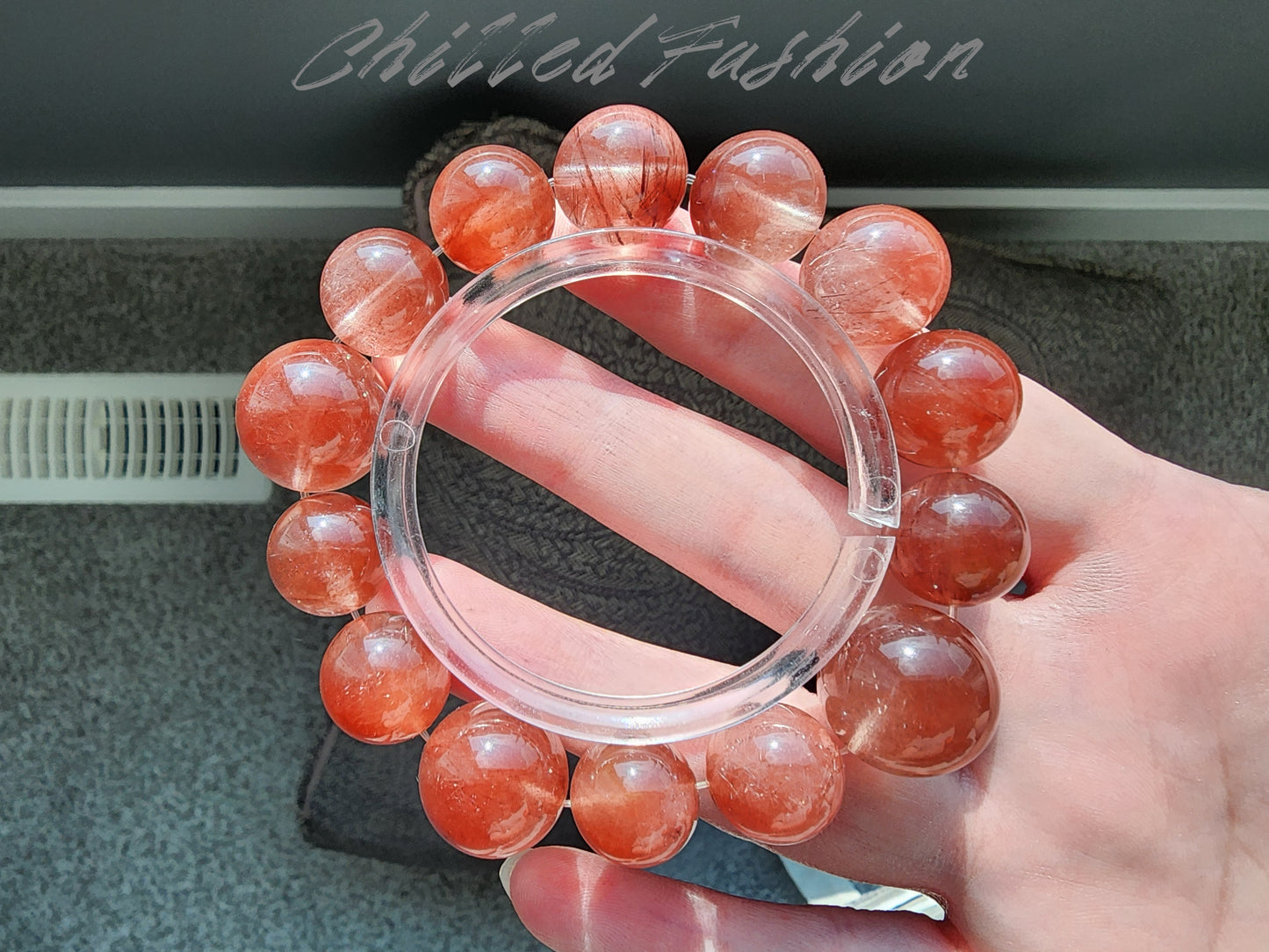 [Bracelet] Dusty Rose Rabbit Hair Quartz Bracelet - 12.4mm to 16.1mm