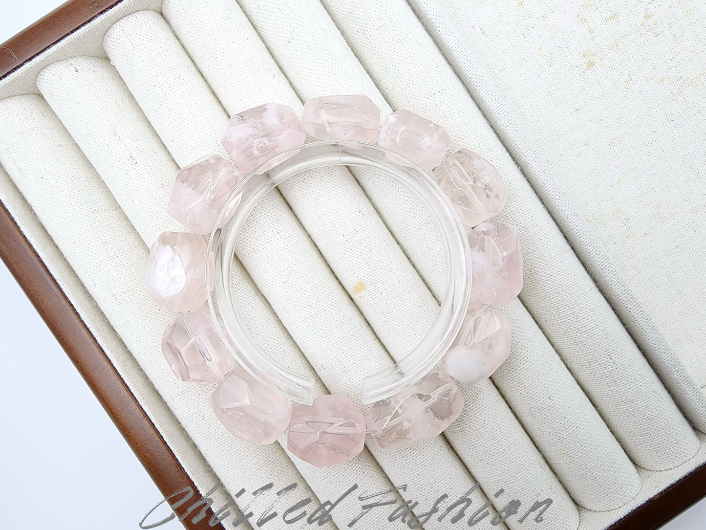 [Bracelet] Pink Snowflake Phantom Quartz Bracelet