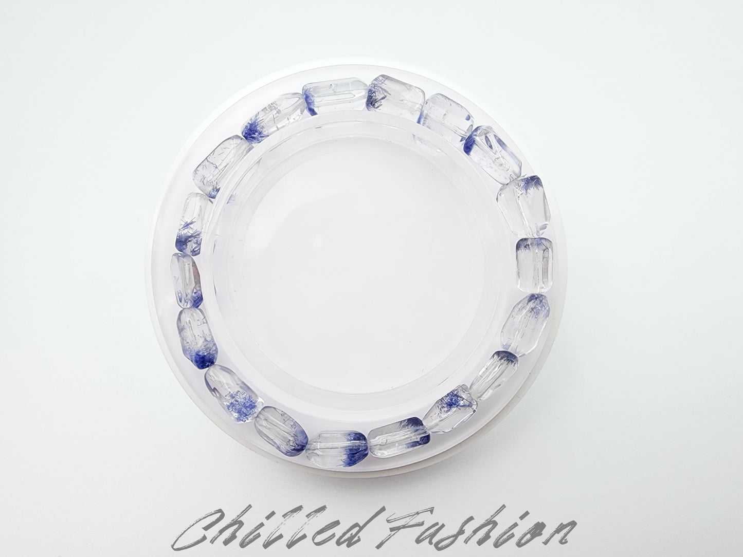 [Bracelet] Dumortierite-in-Quartz Bracelet