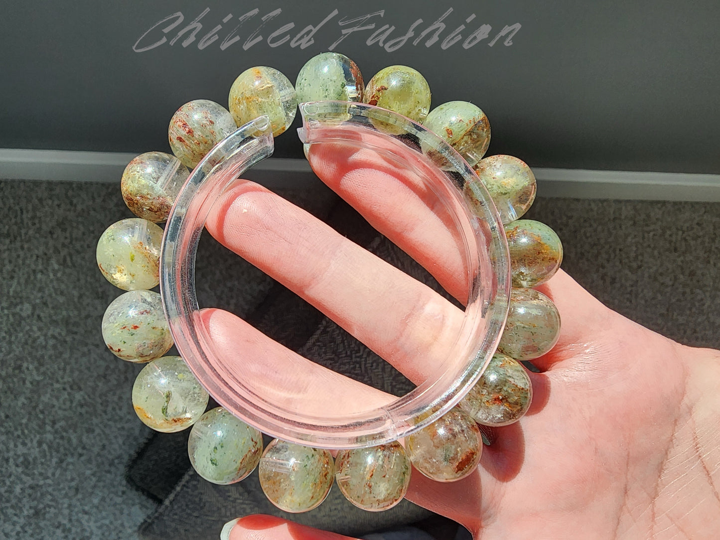 [Bracelet] 13mm Mossland Phantom Quartz Bracelet