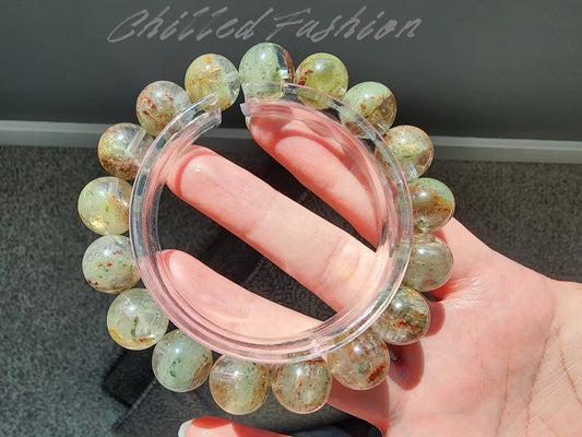 [Bracelet] 13mm Mossland Phantom Quartz Bracelet