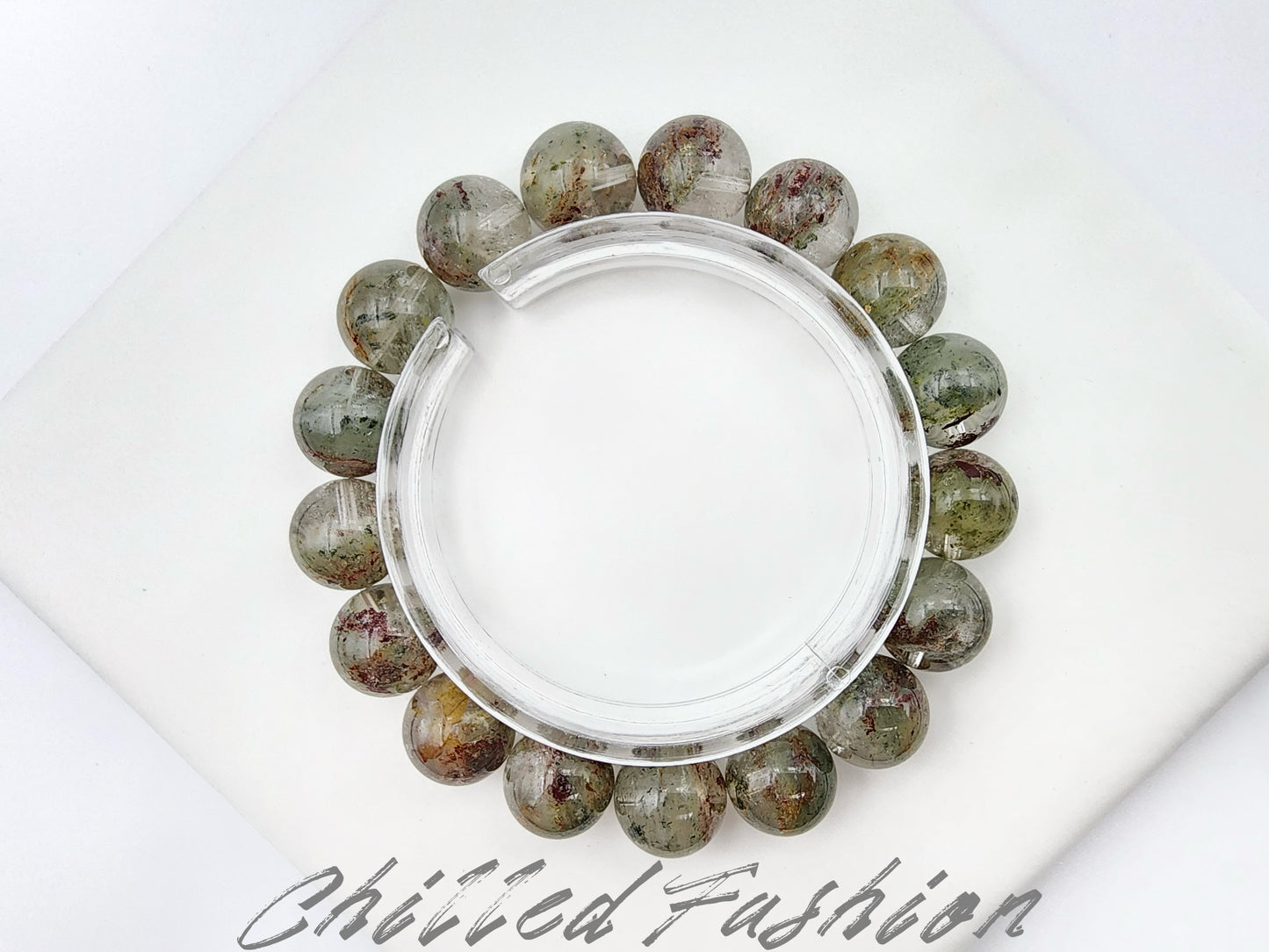 [Bracelet] 13mm Mossland Phantom Quartz Bracelet