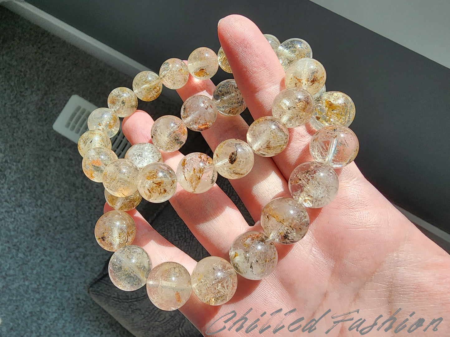 [Bracelet] Madagascar Herkimer-Style Quartz Bracelet with Petroleum Inclusions