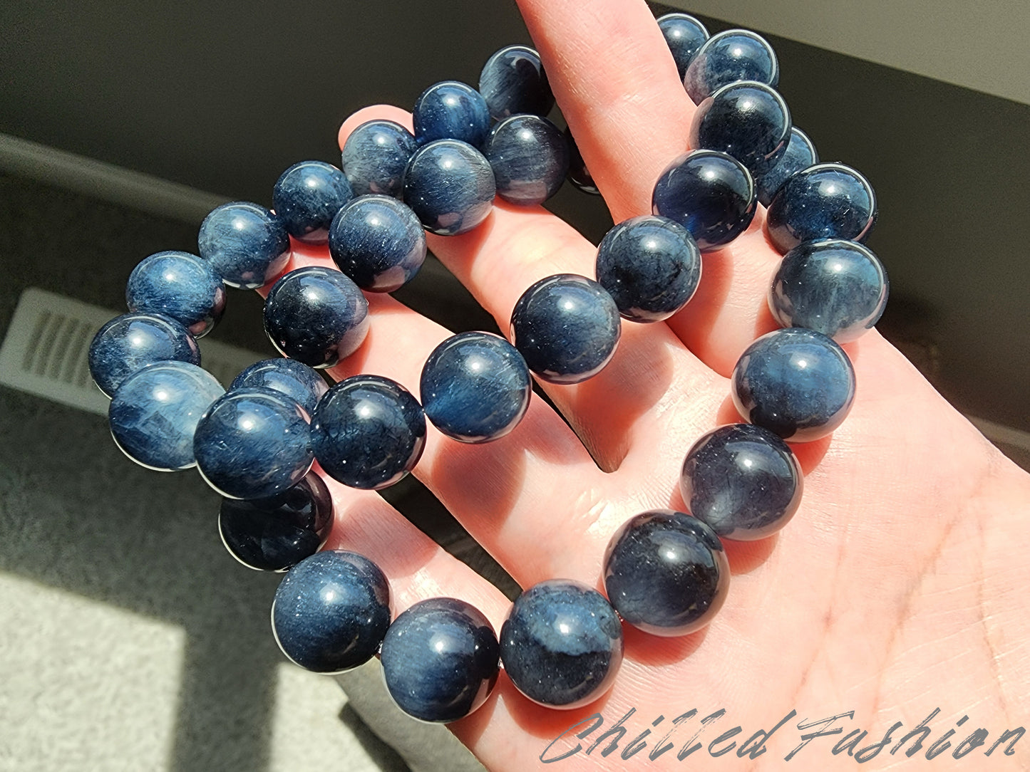 [Bracelet] Blue Rabbit Hair Quartz Bracelet
