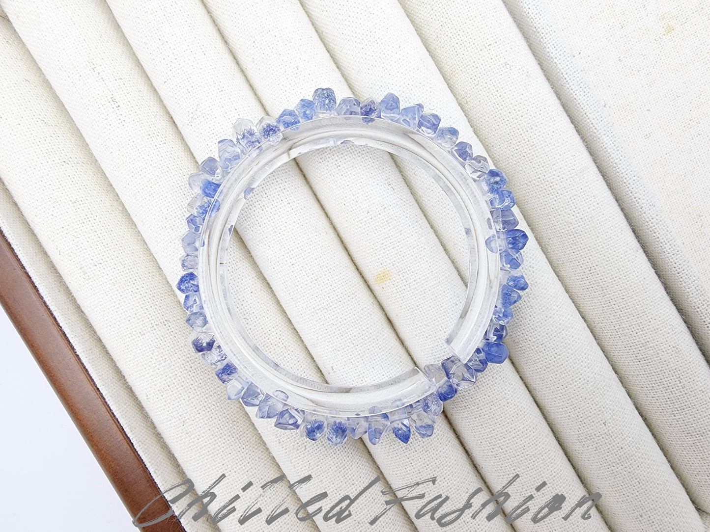 [Bracelet] Dumortierite in Quartz Double Terminated Bracelet