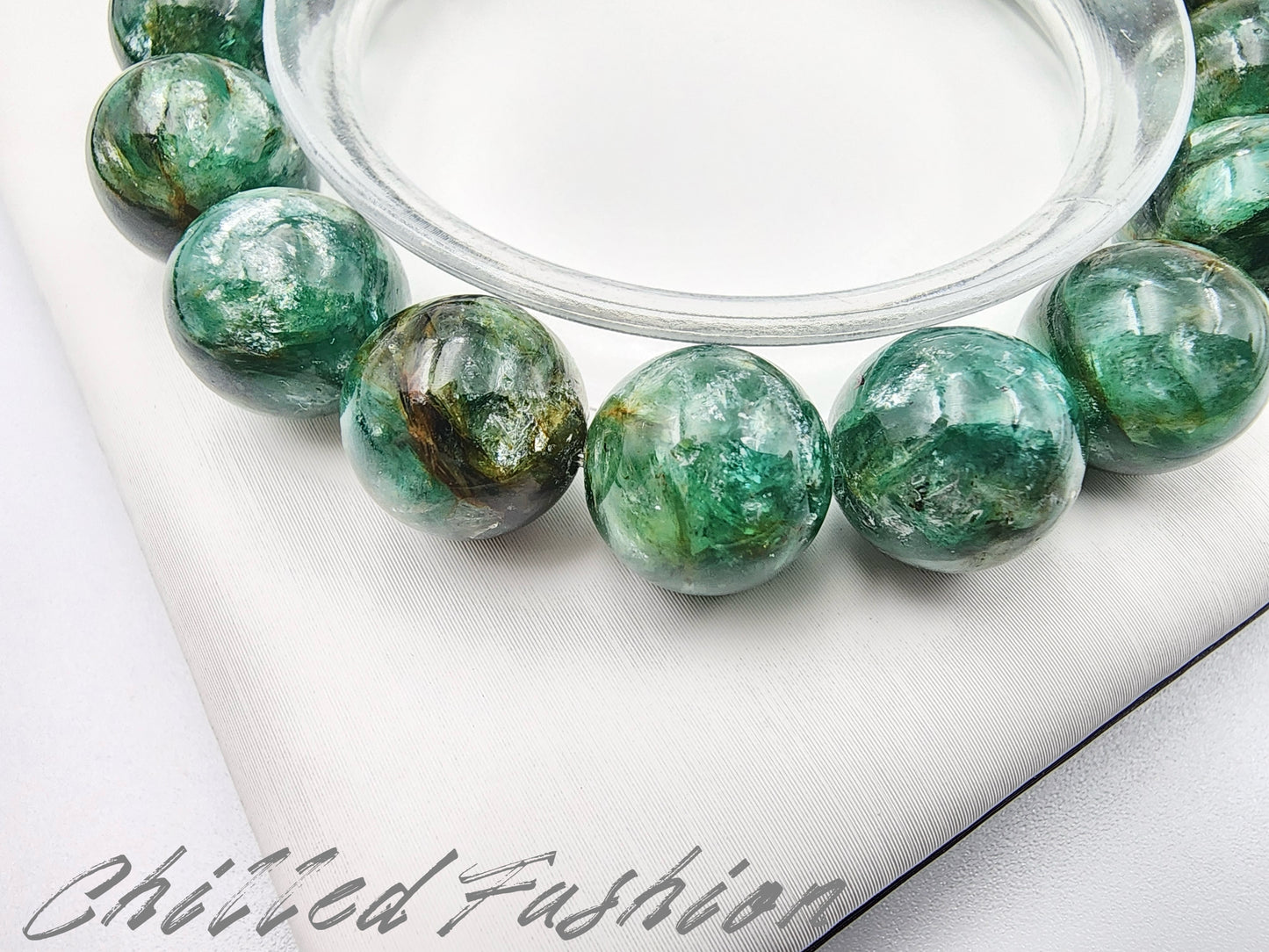 [Bracelet] 12mm Moss Green Lepidolite Bracelet