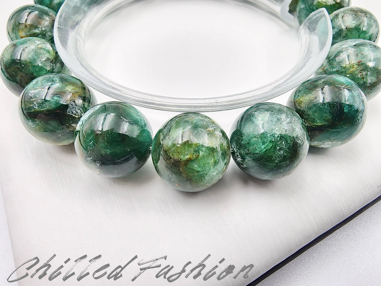 [Bracelet] 12mm Moss Green Lepidolite Bracelet