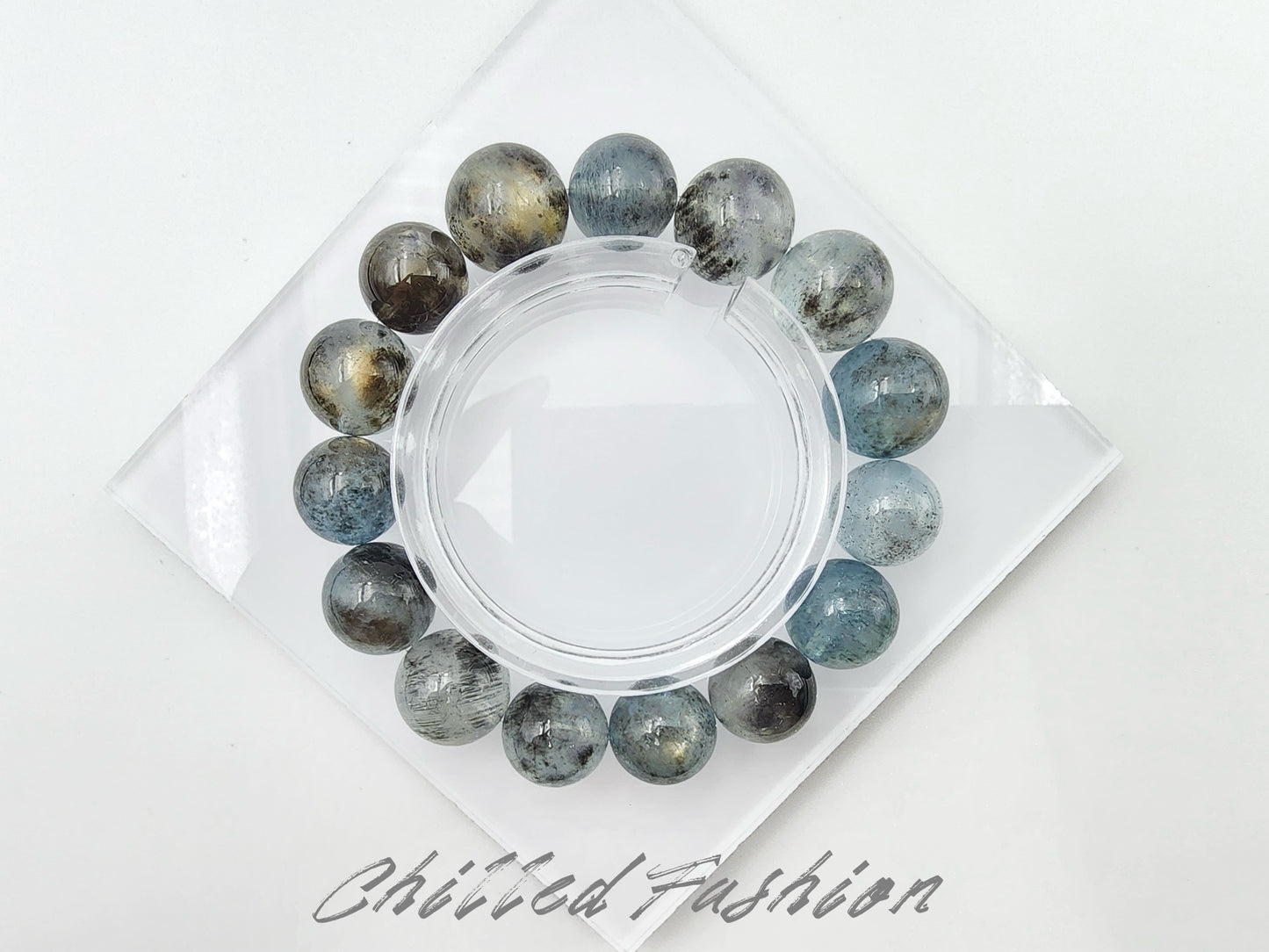[Bracelet] Black Flash Aquamarine Gemstone Bracelet - 13.7mm to 15.5mm Beads