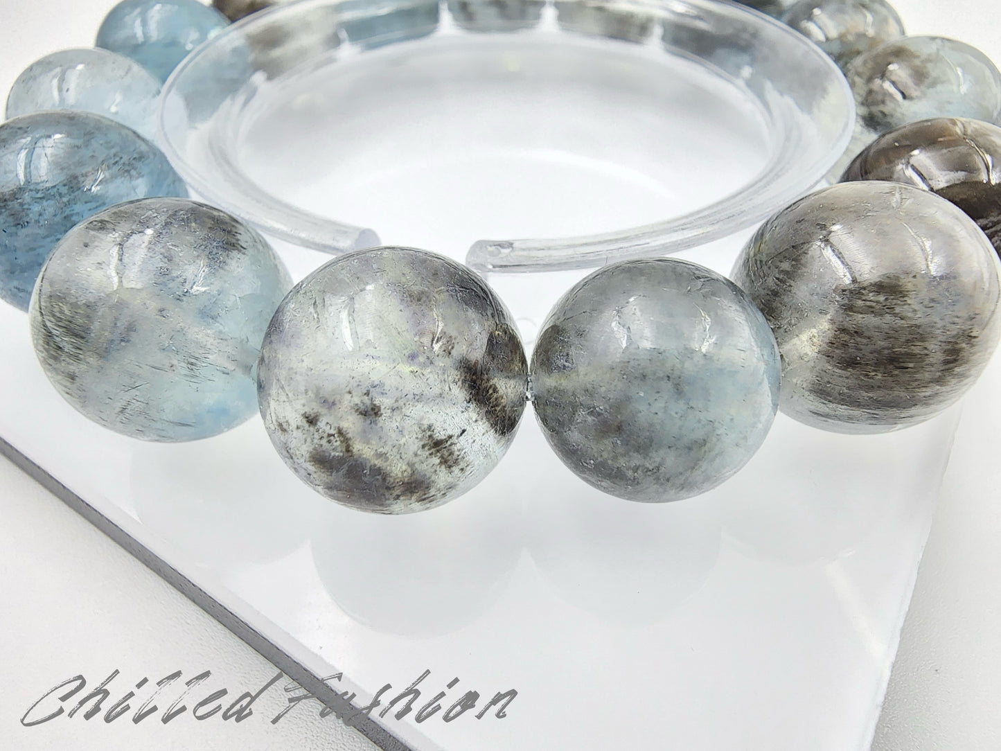 [Bracelet] Black Flash Aquamarine Gemstone Bracelet - 13.7mm to 15.5mm Beads